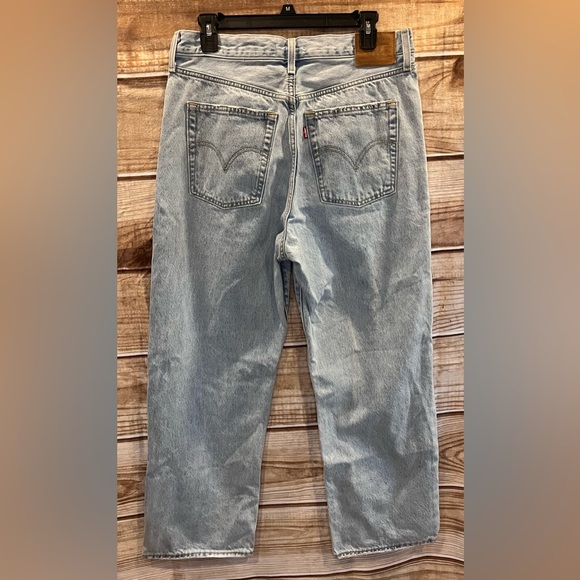 LEVI’S Ribcage Straight Ankle Light Wash Blue Jeans, Like New, Size 31 x 27 - Picture 3 of 5